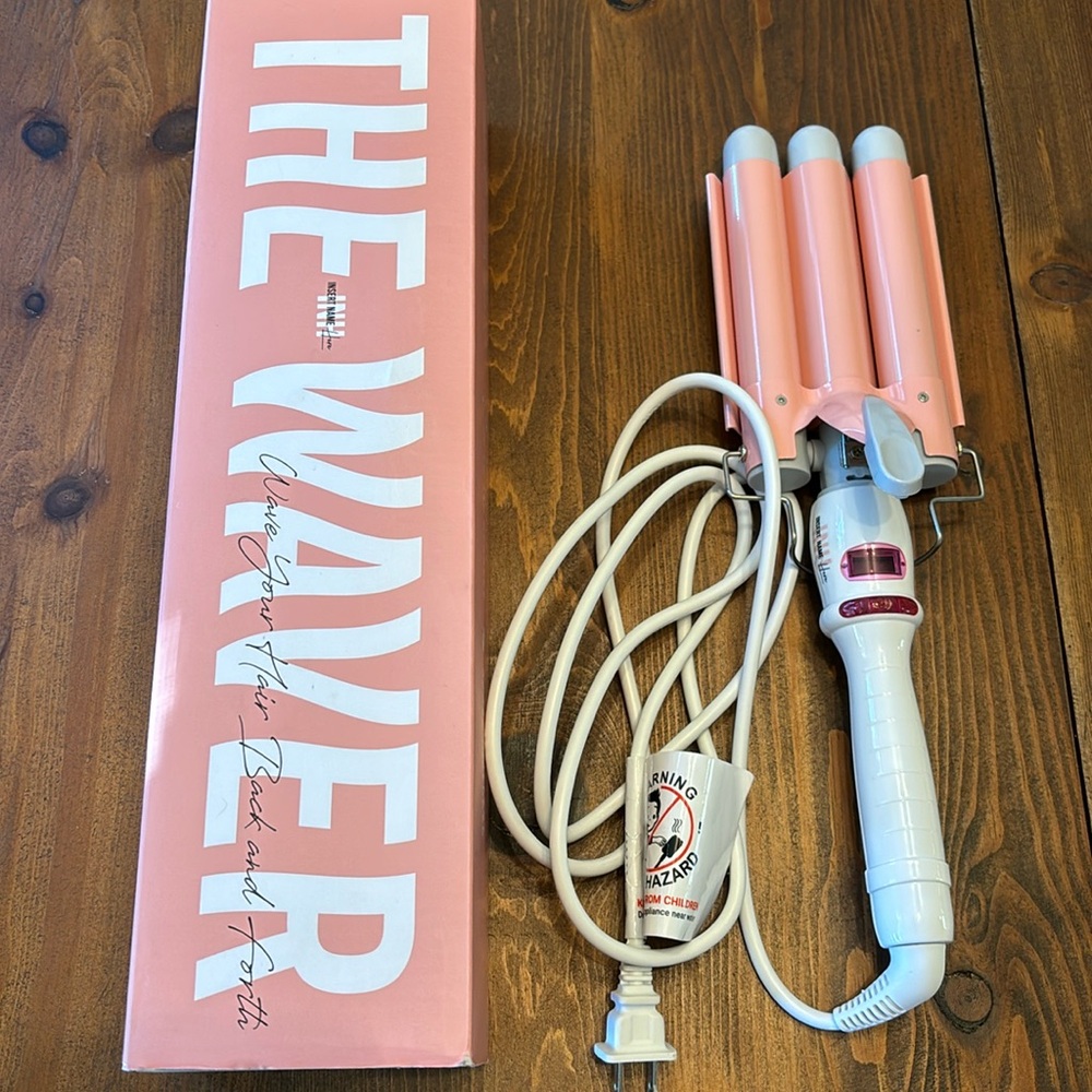 INSERT NAME Here hair waver. Used once!
